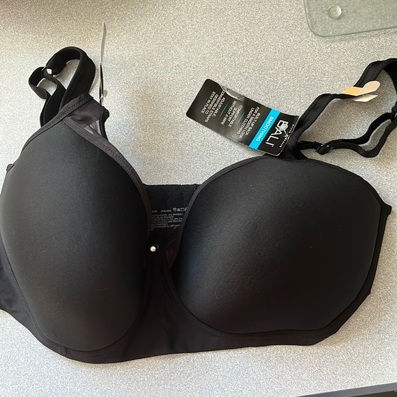 Bali Smoothing Bra - Picture 1 of 5